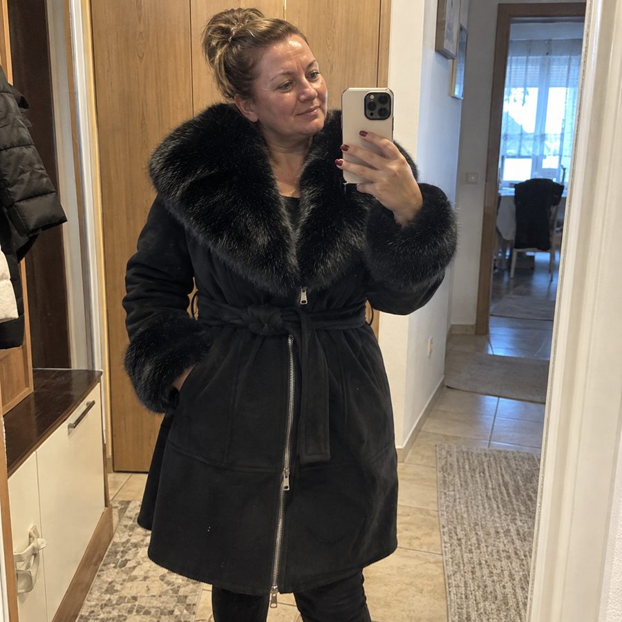 Gordana, 49