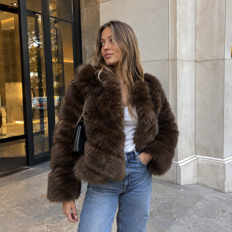 Tamara, 31